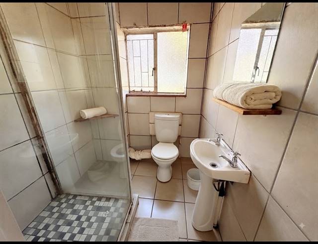 2 BEDROOM APARTMENT FOR SALE IN SASOLBURG EXT 3